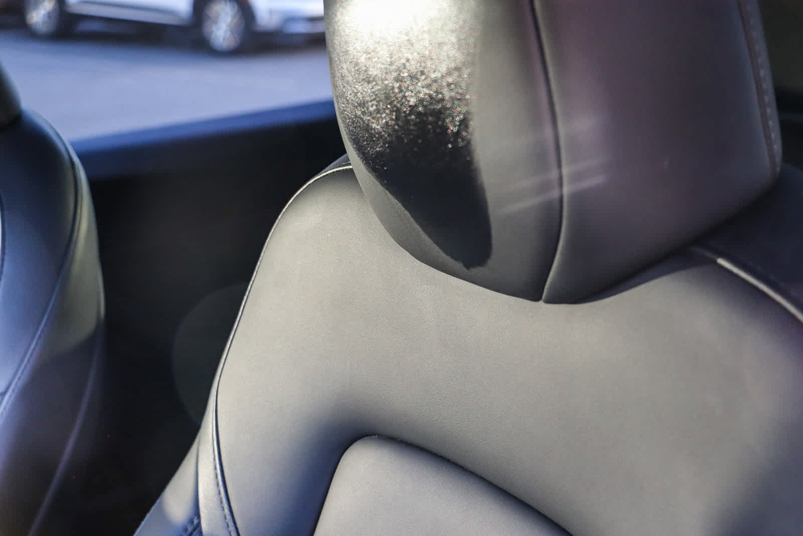 Used 2024 Tesla Model Y Long Range AWD/4WD image 26