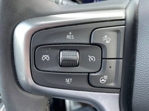 Used 2024 Chevrolet Silverado 1500 LT AWD/4WD image 16