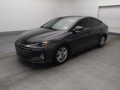Used 2020 Hyundai Elantra SEL w/ Convenience Package (C2) FWD image 2