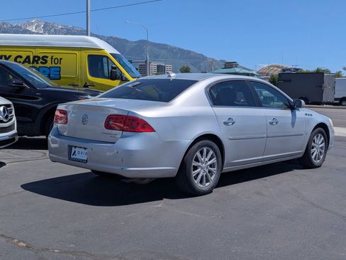 Used 2009 Buick Lucerne CXL FWD image 4