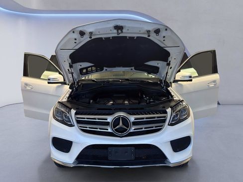 Used 2017 Mercedes-Benz GLS 550 4MATIC image 10