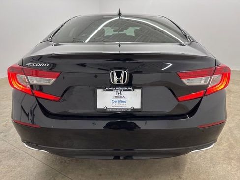 Certified 2018 Honda Accord EX image 6