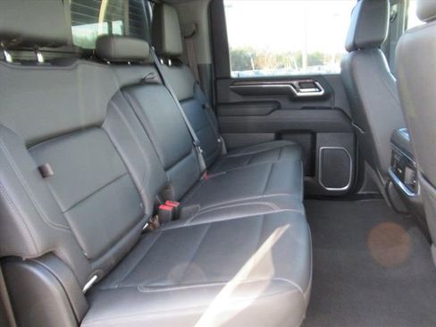 Used 2024 Chevrolet Silverado 2500 LTZ w/ LTZ Convenience Package image 32