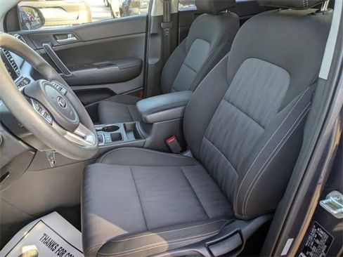 Used 2022 Kia Sportage LX image 19