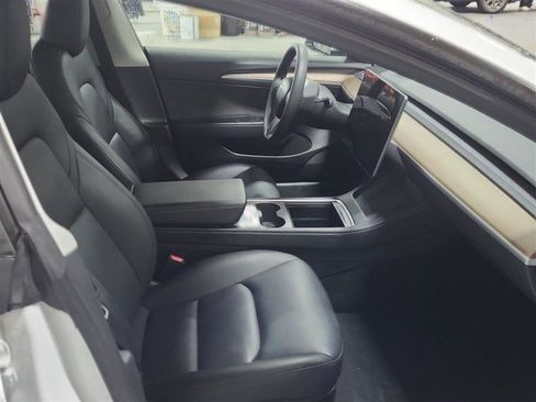 Used 2023 Tesla Model 3 Standard Range RWD image 4