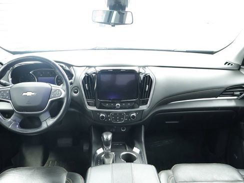 Used 2021 Chevrolet Traverse Premier w/ Redline Edition AWD/4WD image 24