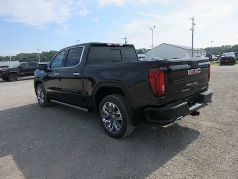 New 2026 GMC Sierra 1500 Denali w/ Denali Reserve Package image 9