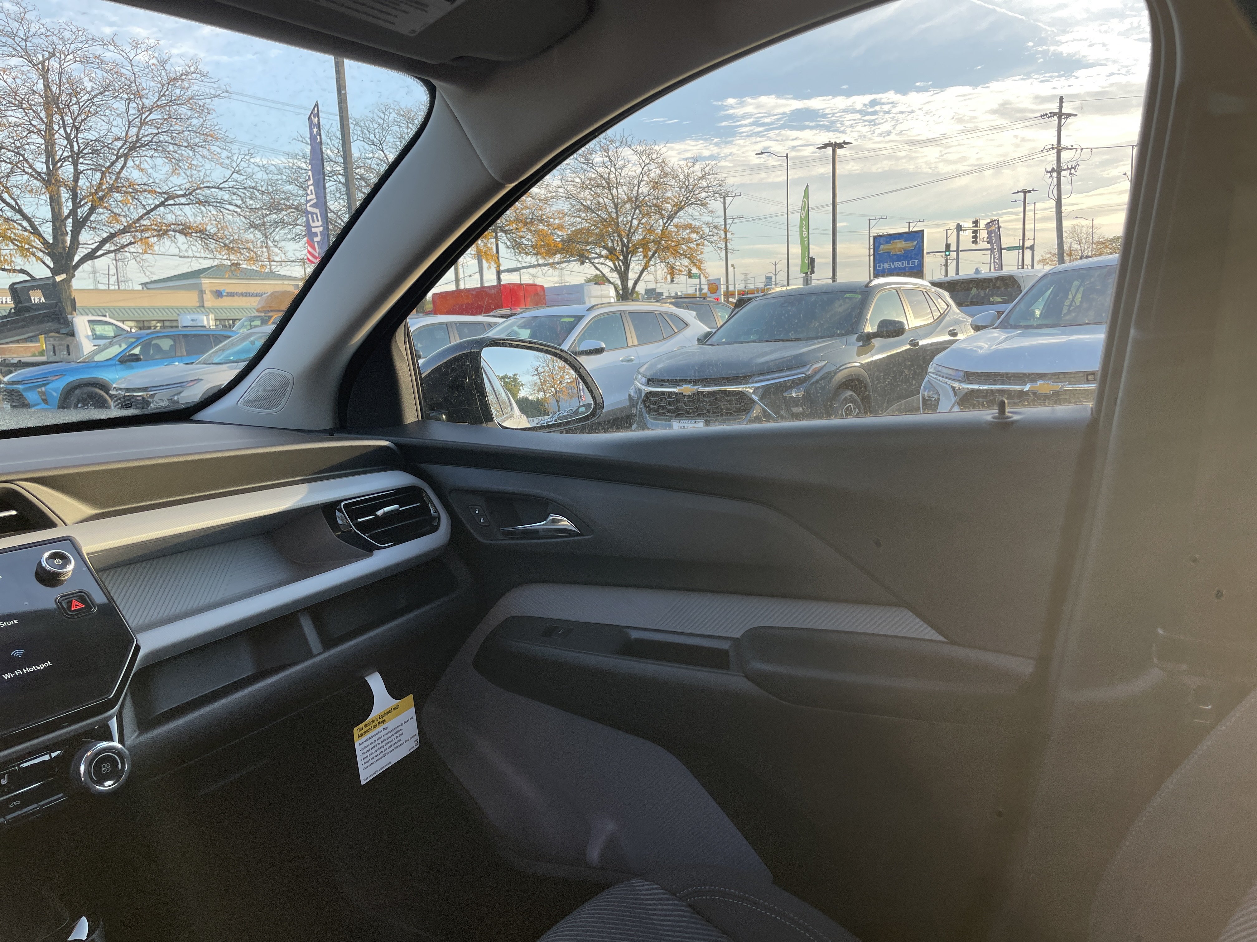 New 2027 Chevrolet Bolt LT w/ Comfort Package FWD image 23