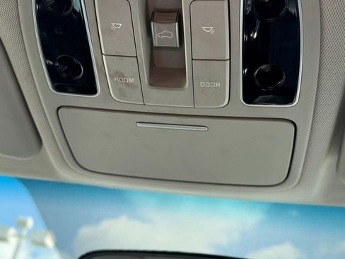 Used 2018 Kia Soul ! w/ Tech Package FWD image 22