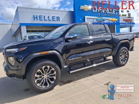 Used 2025 GMC Canyon Denali AWD/4WD image 1