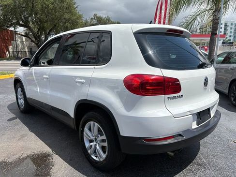 Used 2014 Volkswagen Tiguan S image 4