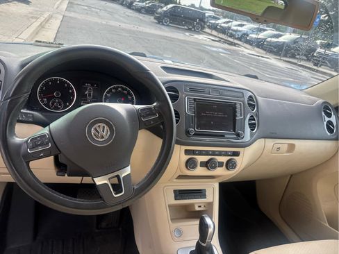 Used 2017 Volkswagen Tiguan Limited FWD image 9