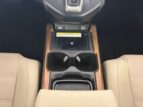 Used 2020 Honda CR-V Touring image 26