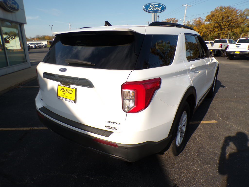 Used 2021 Ford Explorer XLT w/ Equipment Group 202A AWD/4WD image 23