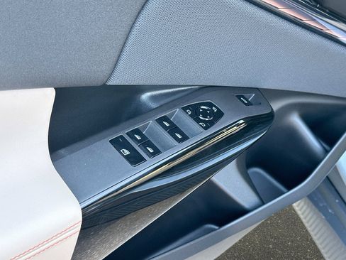 New 2026 BMW X3 xDrive30 w/ Premium Package image 17