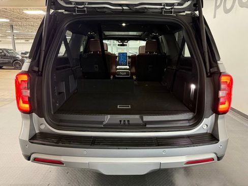 Used 2023 Ford Expedition Max Limited AWD/4WD image 22