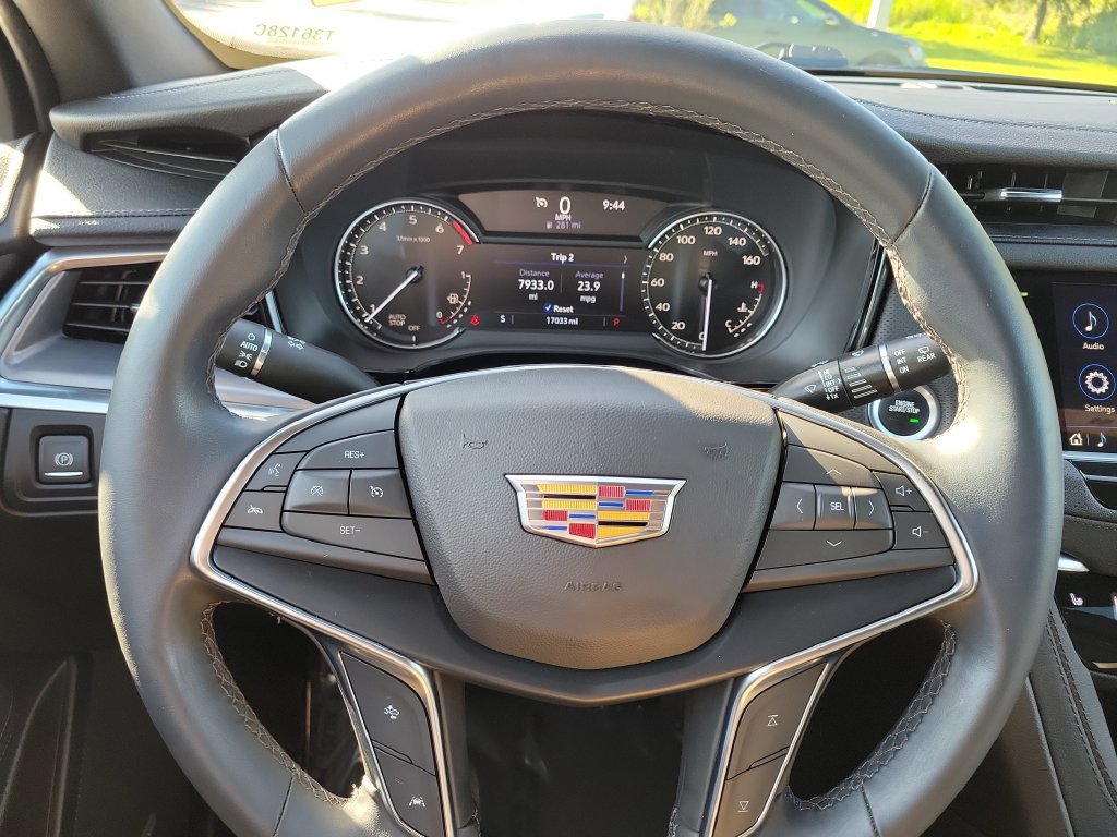 Used 2024 Cadillac XT5 Luxury FWD image 8