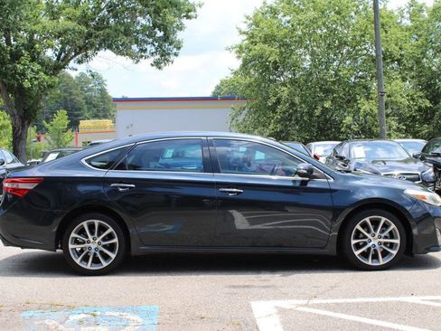 Used 2015 Toyota Avalon XLE Touring FWD image 5