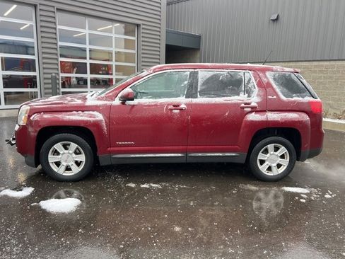 Used 2011 GMC Terrain SLE image 6