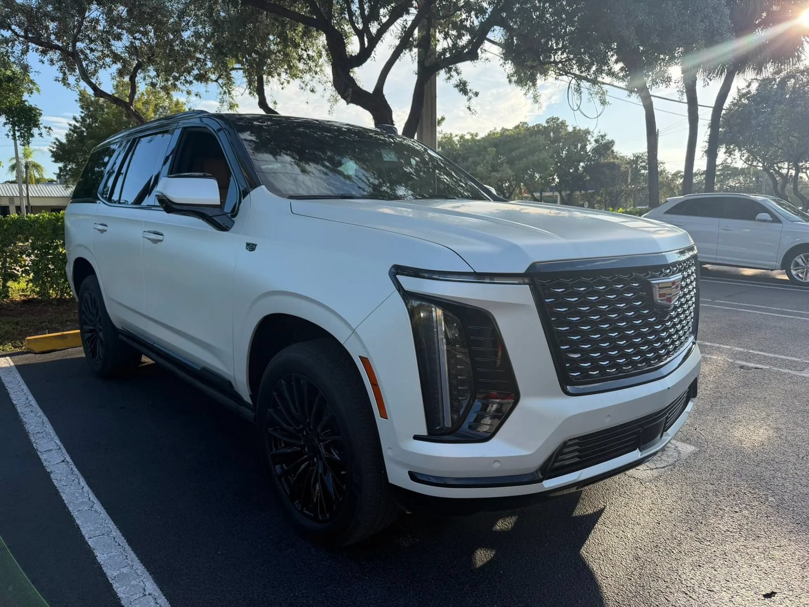 Used 2026 Cadillac Escalade Luxury w/ Touring Package AWD/4WD image 2