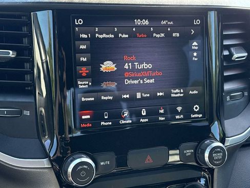 Used 2021 RAM 1500 Big Horn AWD/4WD image 13