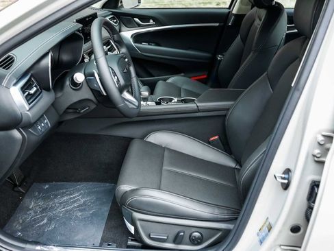 New 2026 Genesis G70 2.5T image 13