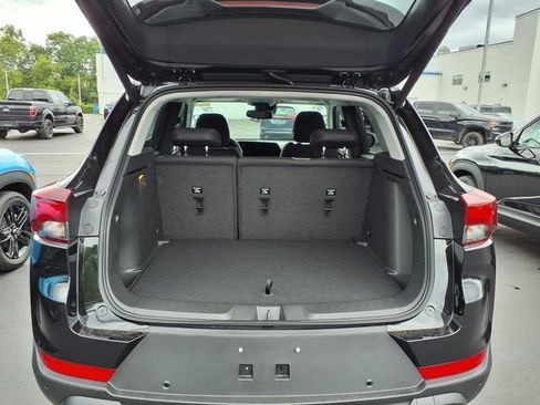 New 2026 Chevrolet TrailBlazer LT w/ Convenience Package FWD image 5