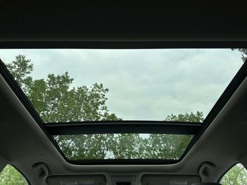 New 2025 Honda Pilot Touring image 33