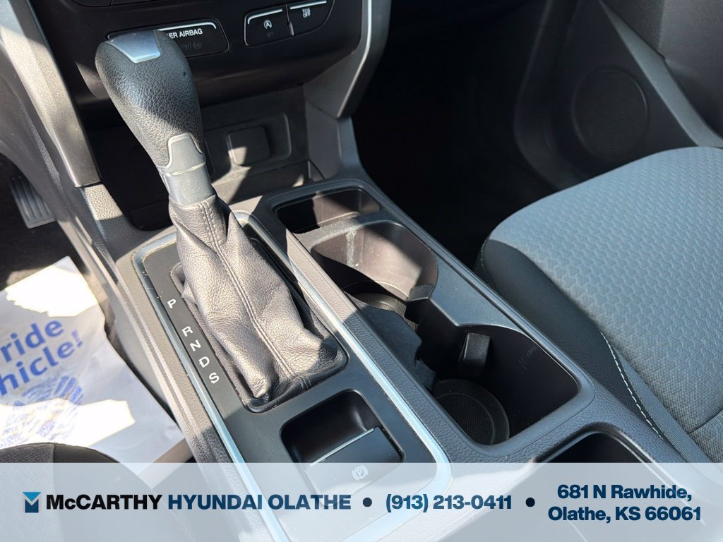Used 2017 Ford Escape SE w/ SE Cold Weather Package AWD/4WD image 10