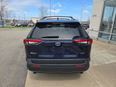 Used 2024 Toyota RAV4 XLE Premium FWD image 5