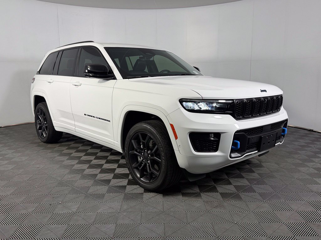 Used 2024 Jeep Grand Cherokee Limited 4xe AWD/4WD image 4