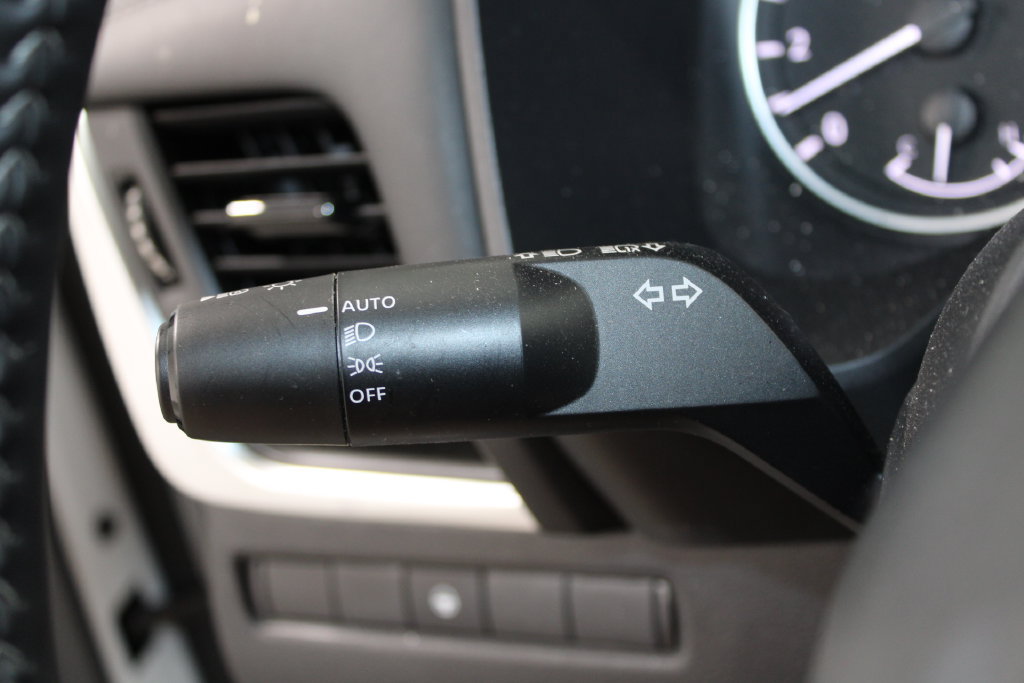 Used 2026 Nissan Rogue SV w/ Cold Weather Package FWD image 23
