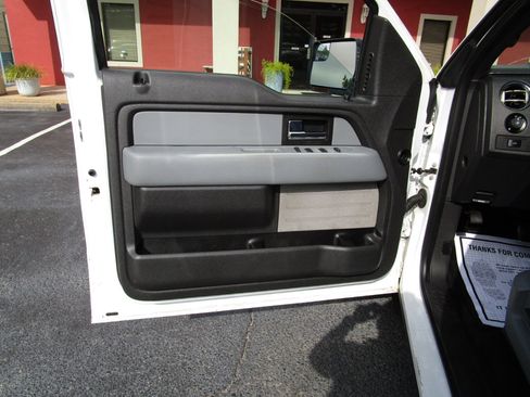 Used 2014 Ford F150 XLT w/ Equipment Group 302A Luxury image 17