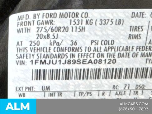 Used 2025 Ford Expedition Active AWD/4WD image 38