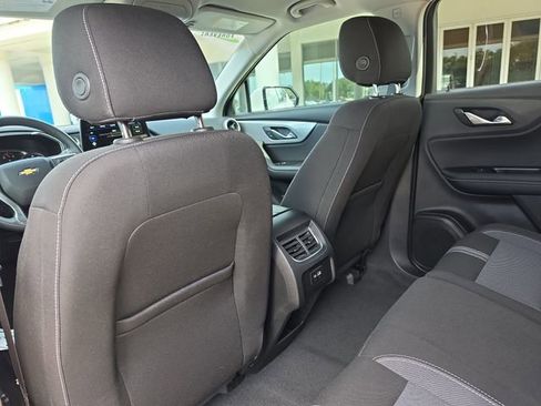 Used 2024 Chevrolet Blazer LT w/ Convenience Package FWD image 11