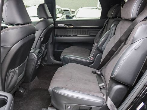 Used 2025 Hyundai Palisade Calligraphy AWD/4WD image 18