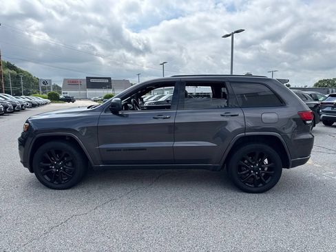 Used 2020 Jeep Grand Cherokee Altitude AWD/4WD image 1