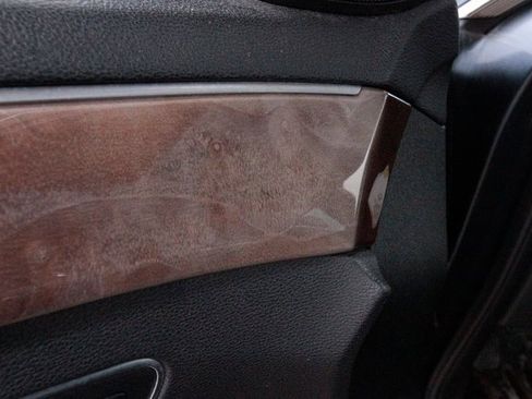 Used 2012 Mercedes-Benz E 350 4MATIC Sedan image 31