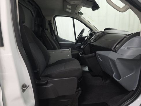 Used 2019 Ford Transit 250 130 Low Roof image 8