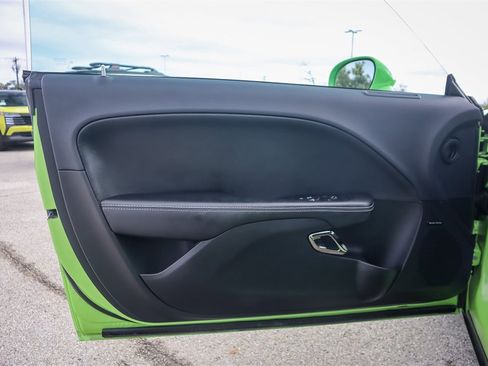 Used 2015 Dodge Challenger SRT Hellcat image 20