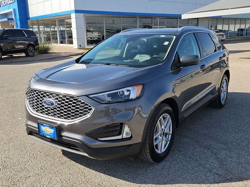 Used 2024 Ford Edge SEL w/ Convenience Package AWD/4WD image 4