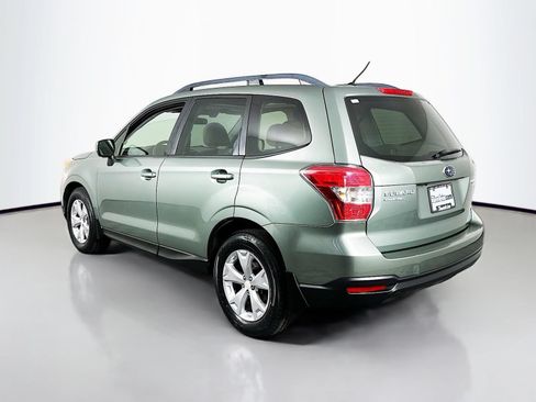 Used 2015 Subaru Forester 2.5i Premium AWD/4WD image 5