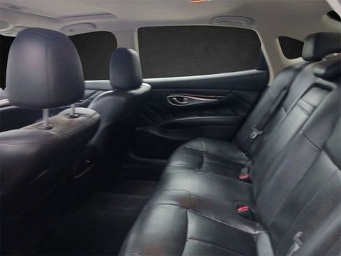 Used 2015 INFINITI Q70 L 3.7 image 28