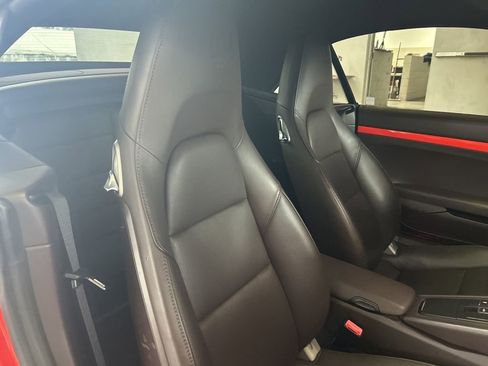 Used 2016 Porsche 911 Turbo image 18