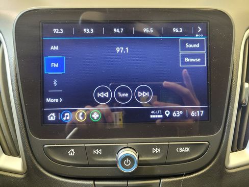 Used 2022 Chevrolet Malibu LS FWD image 25