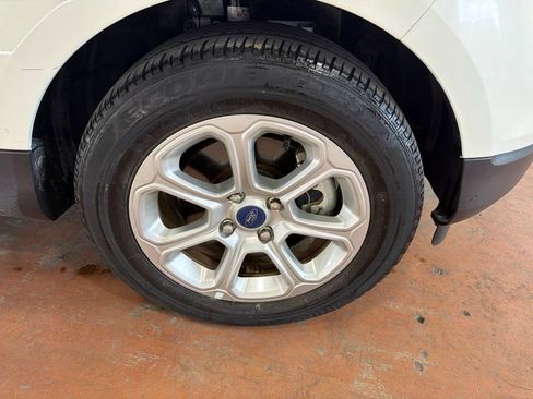 Used 2021 Ford EcoSport SE w/ SE Convenience Package FWD image 10