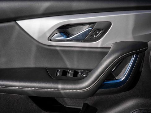 Used 2023 Chevrolet Blazer LT image 20