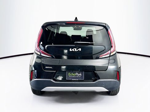 Used 2024 Kia Soul LX w/ Option Group 015 image 7