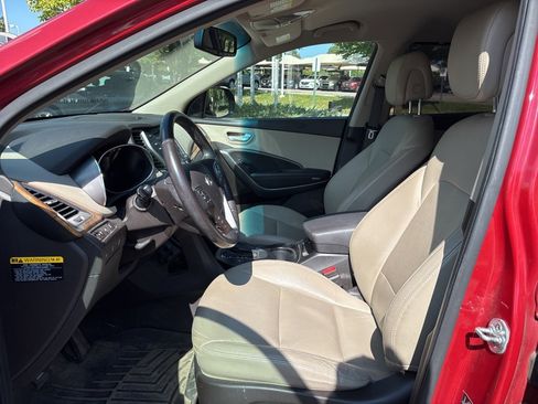 Used 2015 Hyundai Santa Fe Limited image 10