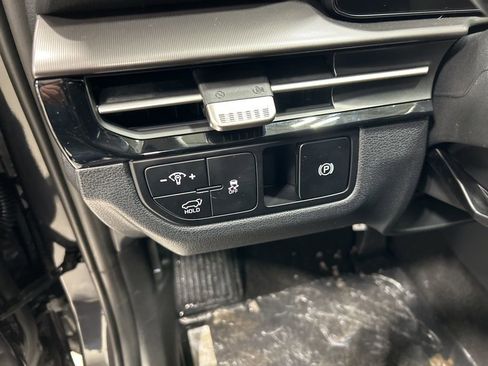 New 2026 Kia Sportage EX AWD/4WD image 13